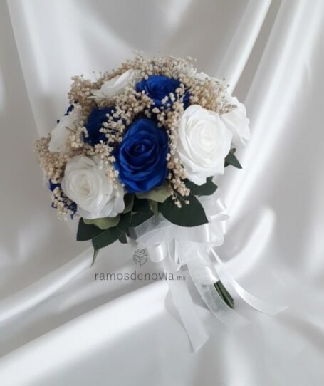 Rosas blancas y azul rey 1010