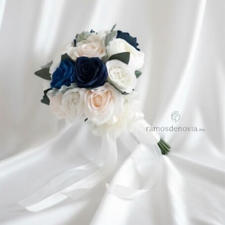 Rosas azul marino, ivory y blancas 1013