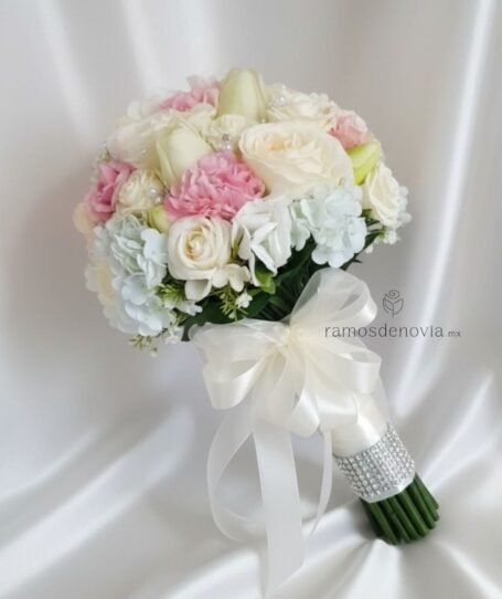 Bouquet pastel con rosas, claveles y hortensias 1028