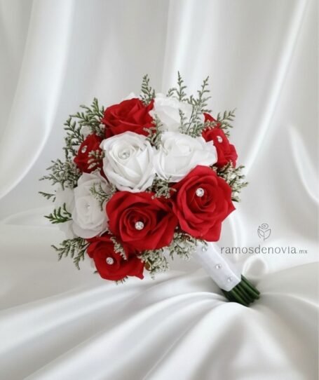Rosas rojas y blancas elegantes 1036