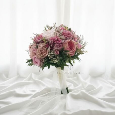 Rosas y peonías rosa e ivory 1042
