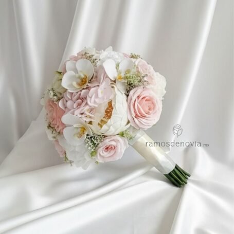 Rosas y orquídeas blancas con rosa 1043