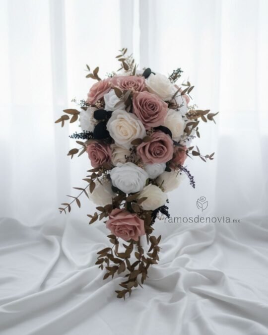 Rosas rosa e ivory en cascada 1059
