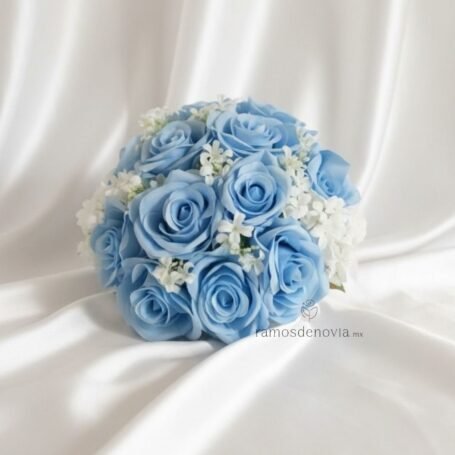 Rosas azul cielo y blancas 1006