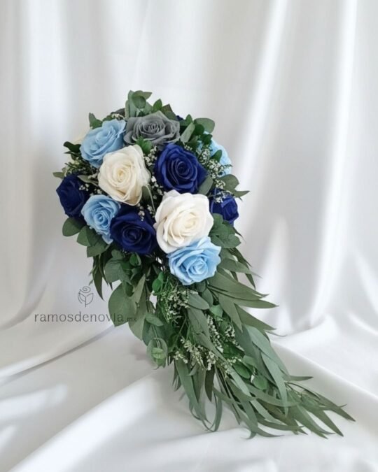 Cascada de Rosas azul rey y azul cielo con ivory 1066