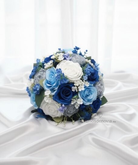 Bouquet de rosas azules y blancas 1090