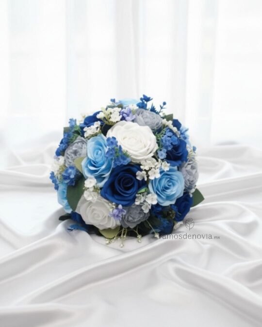 Bouquet de rosas azules y blancas 1090