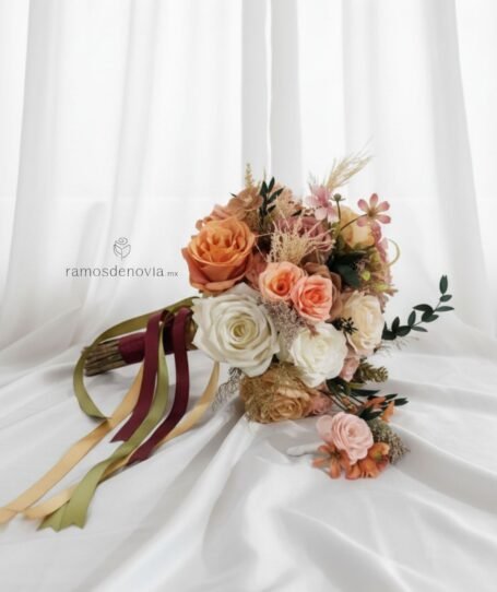 Bouquet de Rosas Durazno y Ivory