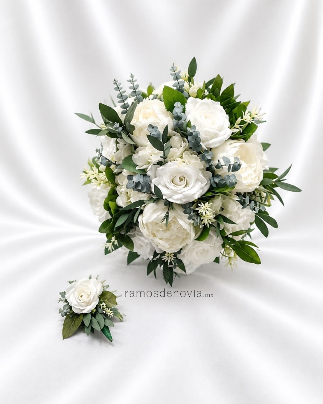Bouquet blanco con peonías y rosas 1181 1 Bouquet blanco con peonías y rosas 1181